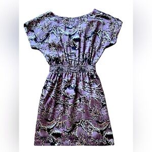 Like new BCBG Generation women's dress XS/S with pockets, purple black